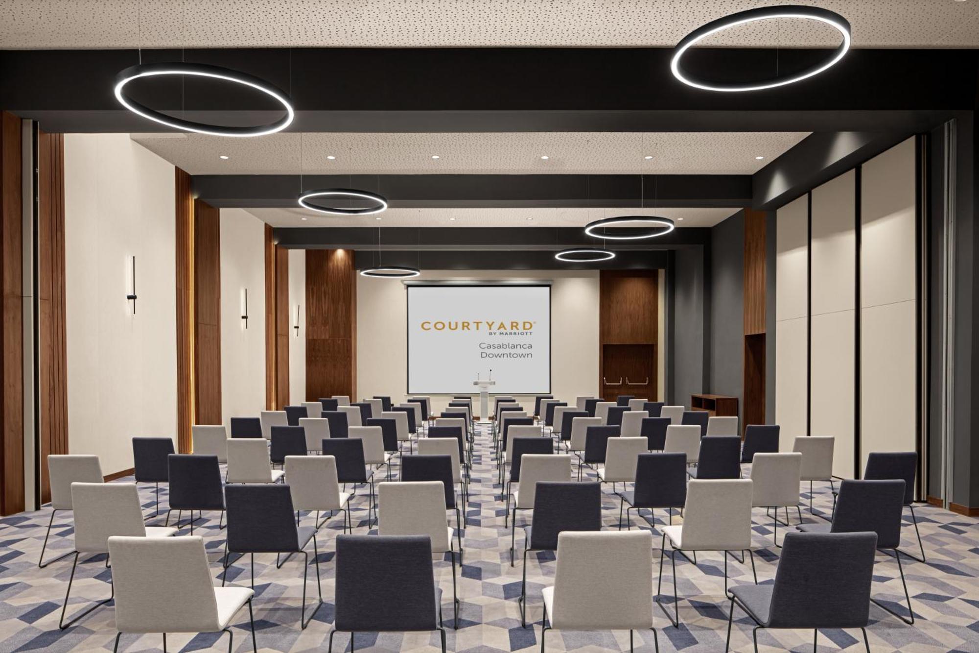 Готель Courtyard By Marriott Casablanca Downtown Екстер'єр фото